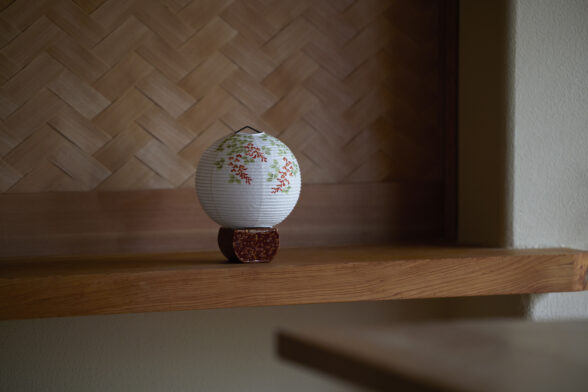 円想 [会津塗]　絵柄 海紅豆